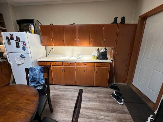 property at 1406 Main St