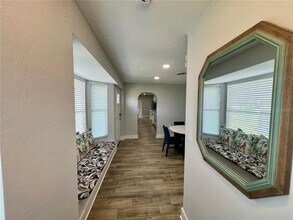 112 Rose St in Venice, FL - Building Photo - Building Photo