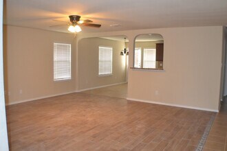 342 Perch Horizon in San Antonio, TX - Building Photo - Building Photo