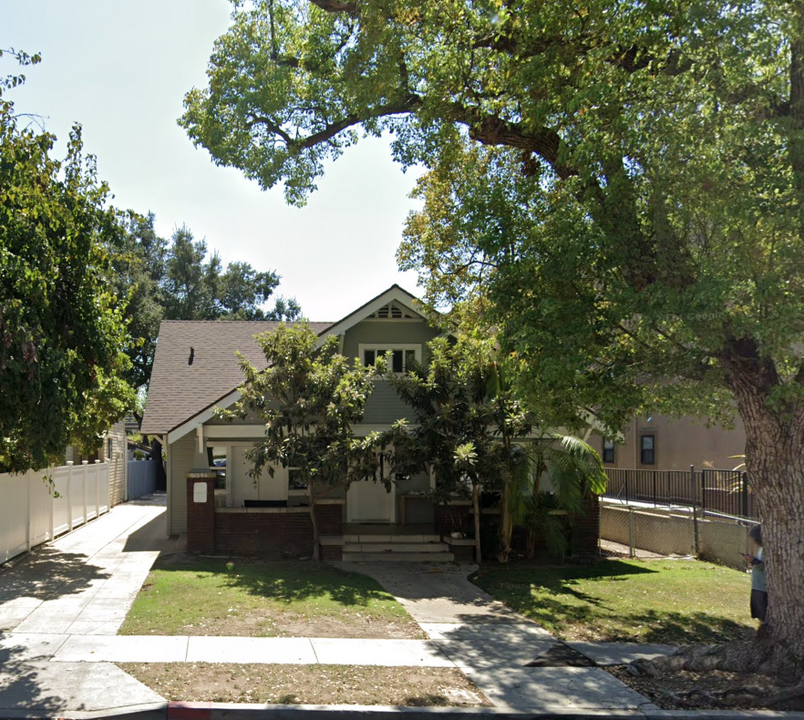 346 W California Ave, Unit A in Glendale, CA - Building Photo