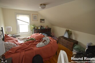 28 A Cherry St-Unit -1 in Somerville, MA - Building Photo - Building Photo
