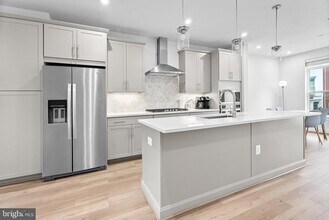 468 Altezza Dr NE in Washington, DC - Building Photo - Building Photo