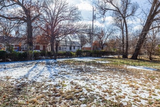 628 S Mission Rd in Wichita, KS - Building Photo - Building Photo