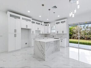 4716 Douglas Ln in Lehigh Acres, FL - Building Photo - Building Photo