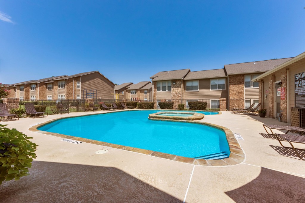 Solarium Apartments in Greenville, TX