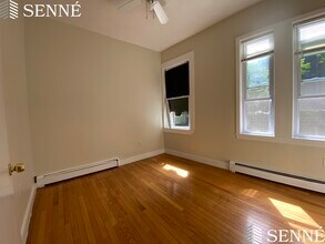 1210 Cambridge St, Unit 3 in Cambridge, MA - Building Photo - Building Photo
