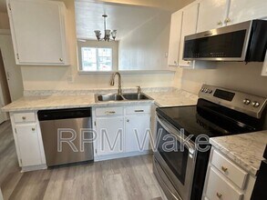 7 Cheltenham Dr in Clayton, NC - Building Photo - Building Photo