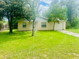 8326 Walden Rd in Jacksonville, FL - Building Photo