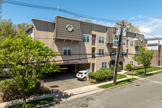 33 Church St in South Orange, NJ - Building Photo - Building Photo