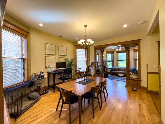 2707 N Kimball Ave, Unit J04P