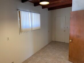 2551 N Winstel Blvd, Unit 1 in Tucson, AZ - Building Photo - Building Photo