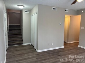 1000 Mt Holly-Huntersville Rd in Charlotte, NC - Building Photo - Building Photo