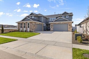 14267 Goldfinch Ave in Boise, ID - Building Photo