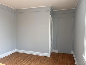 178 N Broadway in Nyack, NY - Foto de edificio - Building Photo