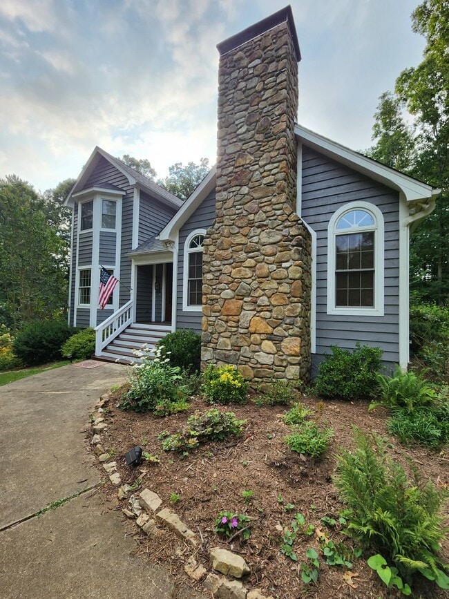 property at 8 Meadow Wood Trail