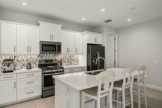 11755 Solano Dr in Ft. Myers, FL - Building Photo - Building Photo