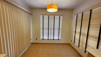 13829 S 42nd Way in Phoenix, AZ - Building Photo - Building Photo