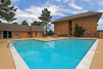 Kimberly Court Apartments in Boulder, CO - Foto de edificio - Building Photo