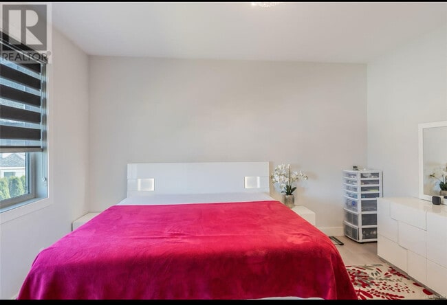 5799 Linley Valley Dr in Nanaimo, BC - Building Photo - Building Photo