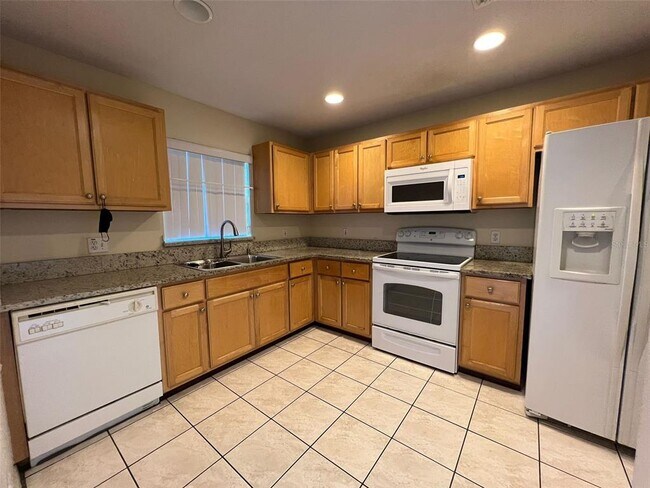 271 Hart Ln in Kissimmee, FL - Building Photo - Building Photo