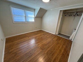 13 F St in Hampton, NH - Building Photo - Building Photo