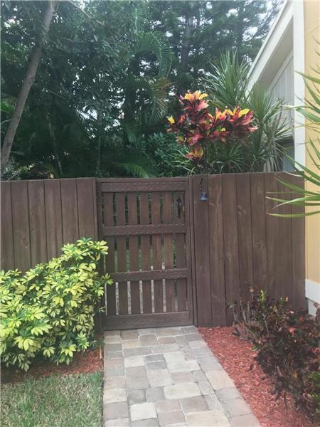 7735 Kenway Pl E-Unit -E in Boca Raton, FL - Building Photo - Building Photo