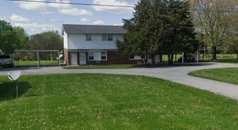 105 Walton Ln, Unit 1 in Anna, IL - Building Photo