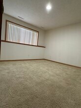 6287 Fairway Dr NW in Rochester, MN - Building Photo - Building Photo