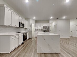 11638 Hillside Dr in Jacksonville, FL - Foto de edificio - Building Photo