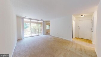 1425 Northgate Square in Reston, VA - Building Photo