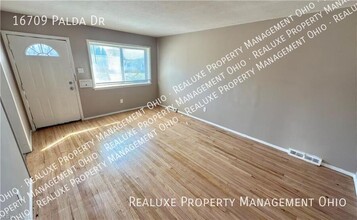 16709 Palda Dr in Cleveland, OH - Building Photo - Building Photo