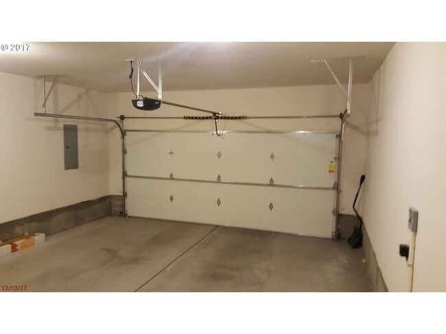 220 Truman Dr in Umatilla, OR - Building Photo - Building Photo