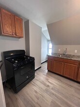 2344 Maple Ave in Pittsburgh, PA - Building Photo - Building Photo