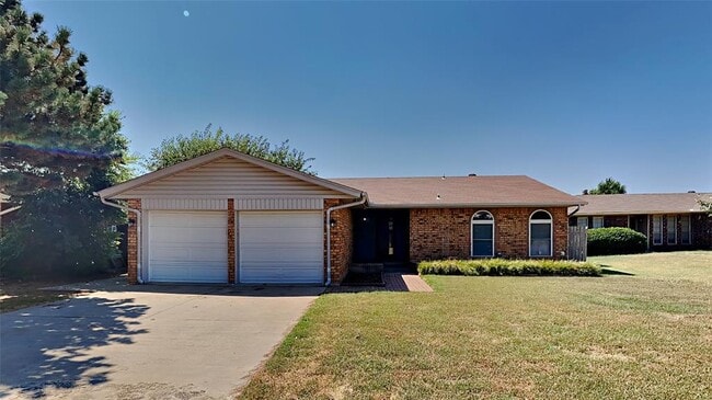 property at 906 Garden Grove