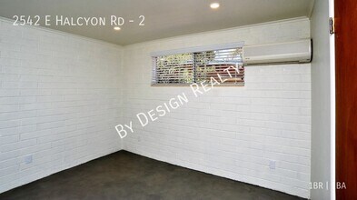 2542 E Halcyon Rd in Tucson, AZ - Building Photo - Building Photo