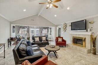 3024 Encino Dr in Dallas, TX - Building Photo - Building Photo