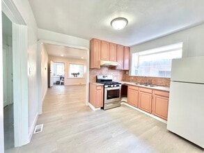 4107 Redding St in Oakland, CA - Building Photo - Building Photo