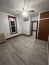 208 W High St, Unit 101 in Elizabethtown, PA - Building Photo - Building Photo