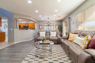 1387 E 10th Pl in Casa Grande, AZ - Building Photo - Building Photo