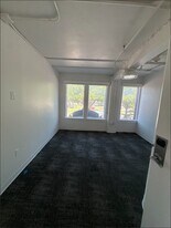 217 S River St in Seguin, TX - Building Photo