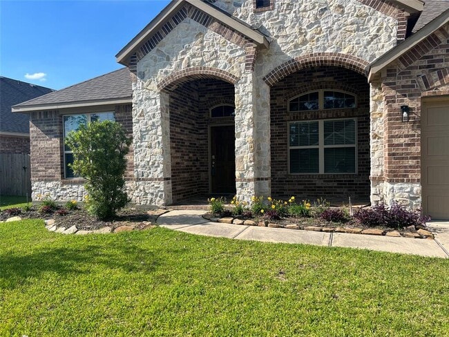 14208 Wallowa Ridge Ln in Conroe, TX - Building Photo - Building Photo