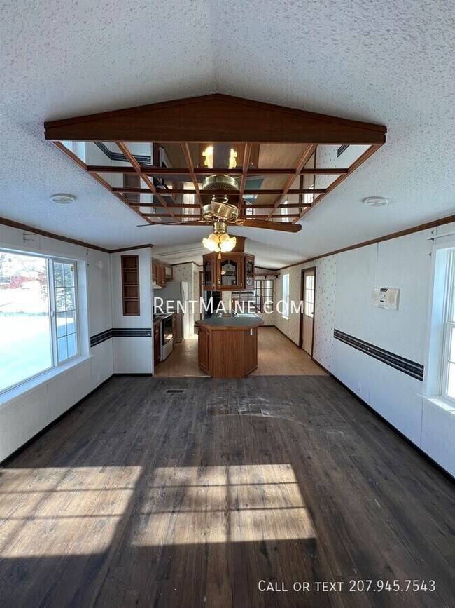 30 Exeter Rd in Corinth, ME - Building Photo - Building Photo