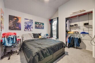 4477 Sierra Dr in Grand Prairie, TX - Building Photo - Building Photo