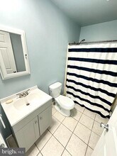 4672 Umbria St in Philadelphia, PA - Building Photo - Building Photo