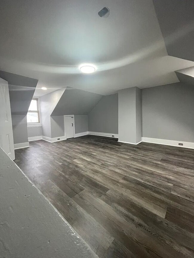 property at 565 S Main St