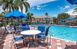 705 SW 122nd Ave in Pembroke Pines, FL - Building Photo