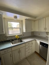 8111 Bull Creek Rd in Tarentum, PA - Building Photo - Building Photo