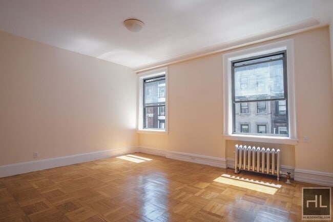 West 55th Street, Unit 4A in New York, NY - Building Photo - Building Photo