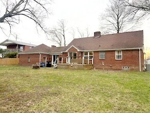 1100 Orchard Park Rd in Buffalo, NY - Building Photo - Building Photo
