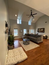 7 Ballard St in Easthampton, MA - Building Photo - Building Photo